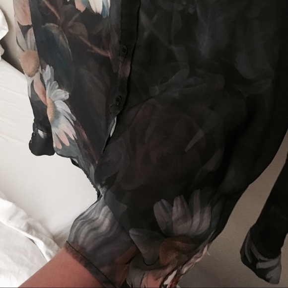 Floral sheer - Picture 3 of 5